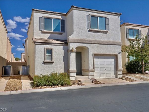 10048 Delicate Dew Street, Las Vegas, NV 89183