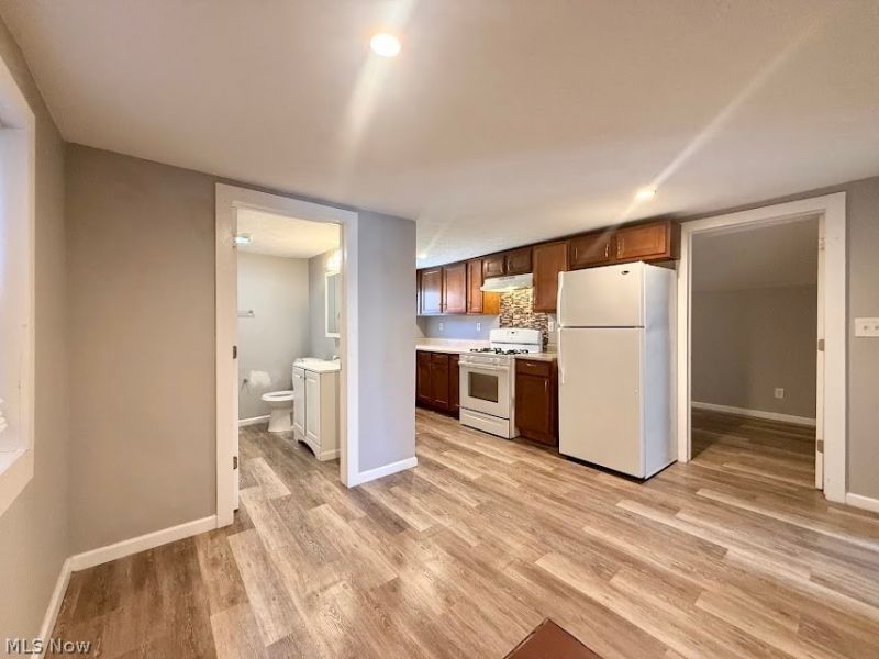4302 Orchard Avenue, Cleveland, OH 44113 Photo 13