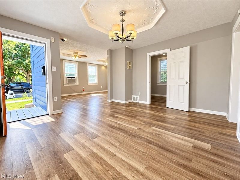 4302 Orchard Avenue, Cleveland, OH 44113 Photo 4