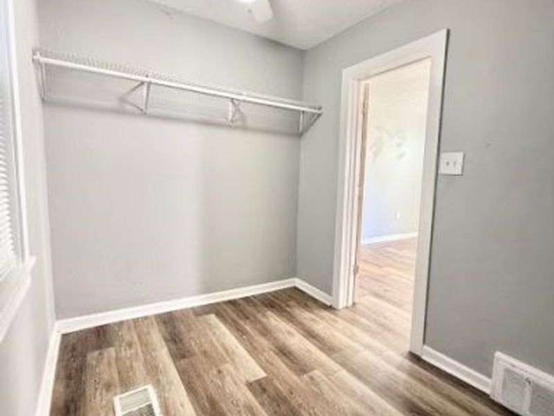 4302 Orchard Avenue, Cleveland, OH 44113 Photo 8