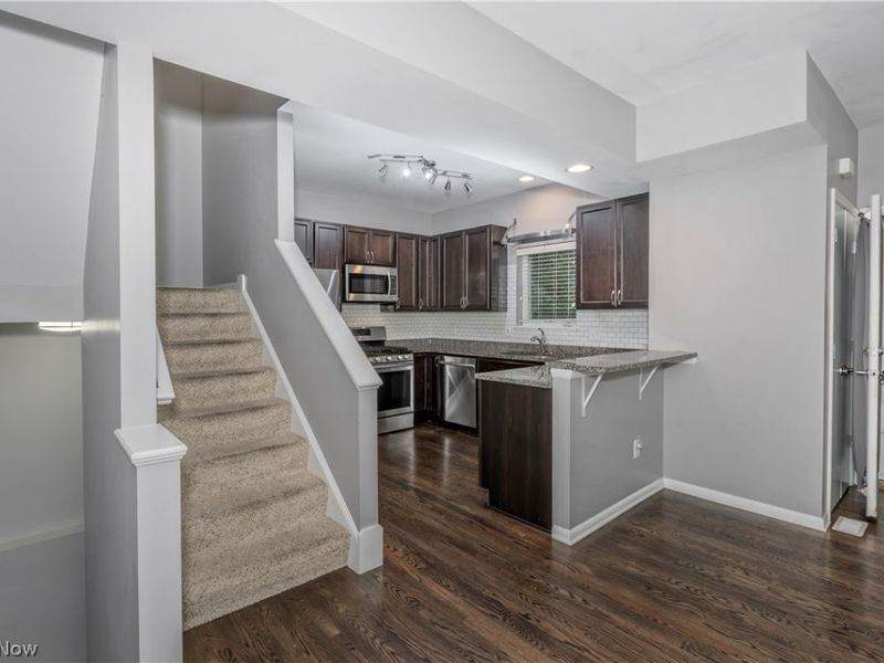 2868 W 11th Street, Cleveland, OH 44113 Photo 12