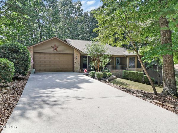 107 Markham Lane, Crossville, TN 38558