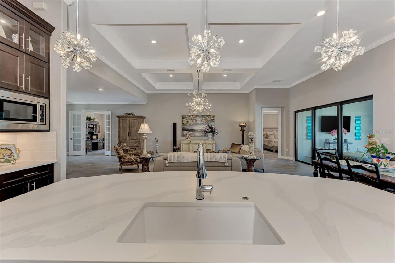 12432 Golden Sage Drive, Sarasota, FL 34238 Photo
