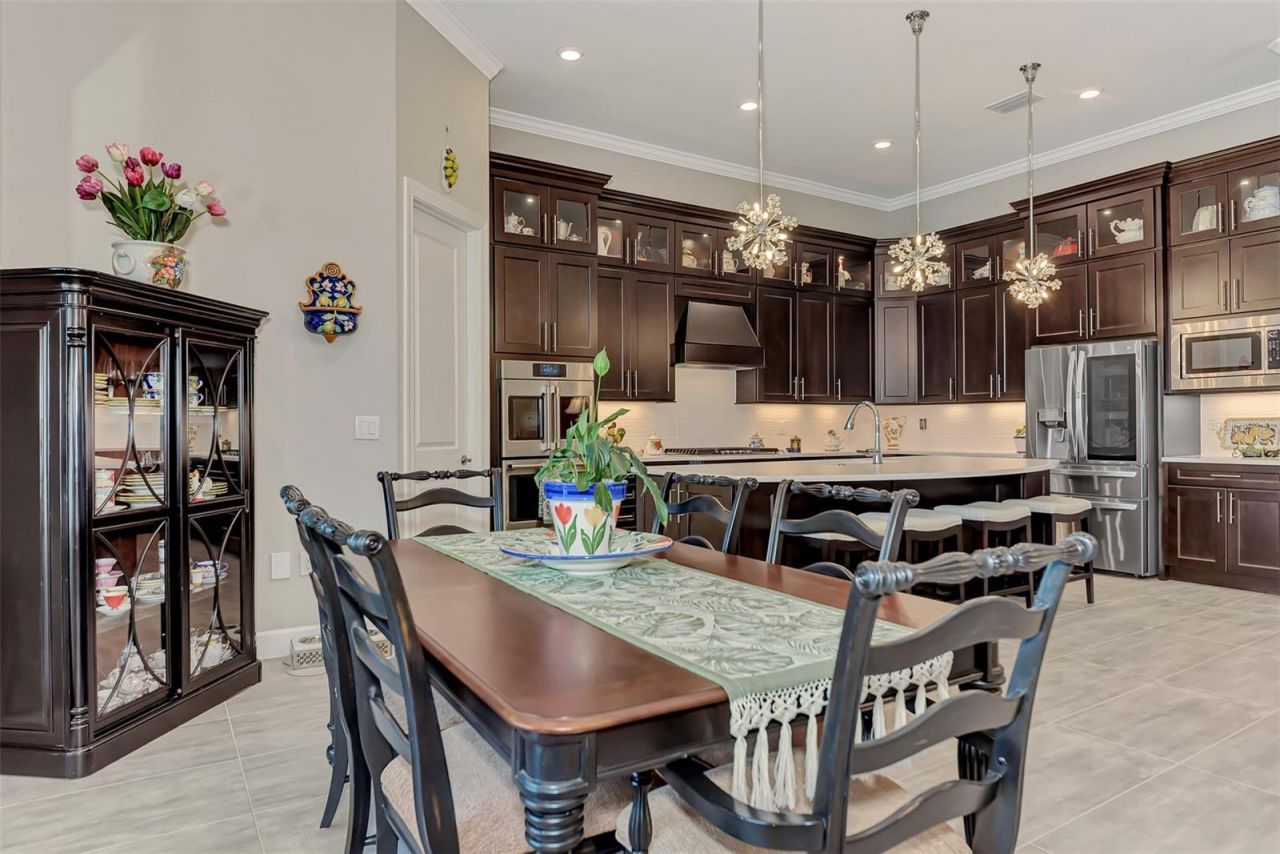 12432 Golden Sage Drive, Sarasota, FL 34238 Photo