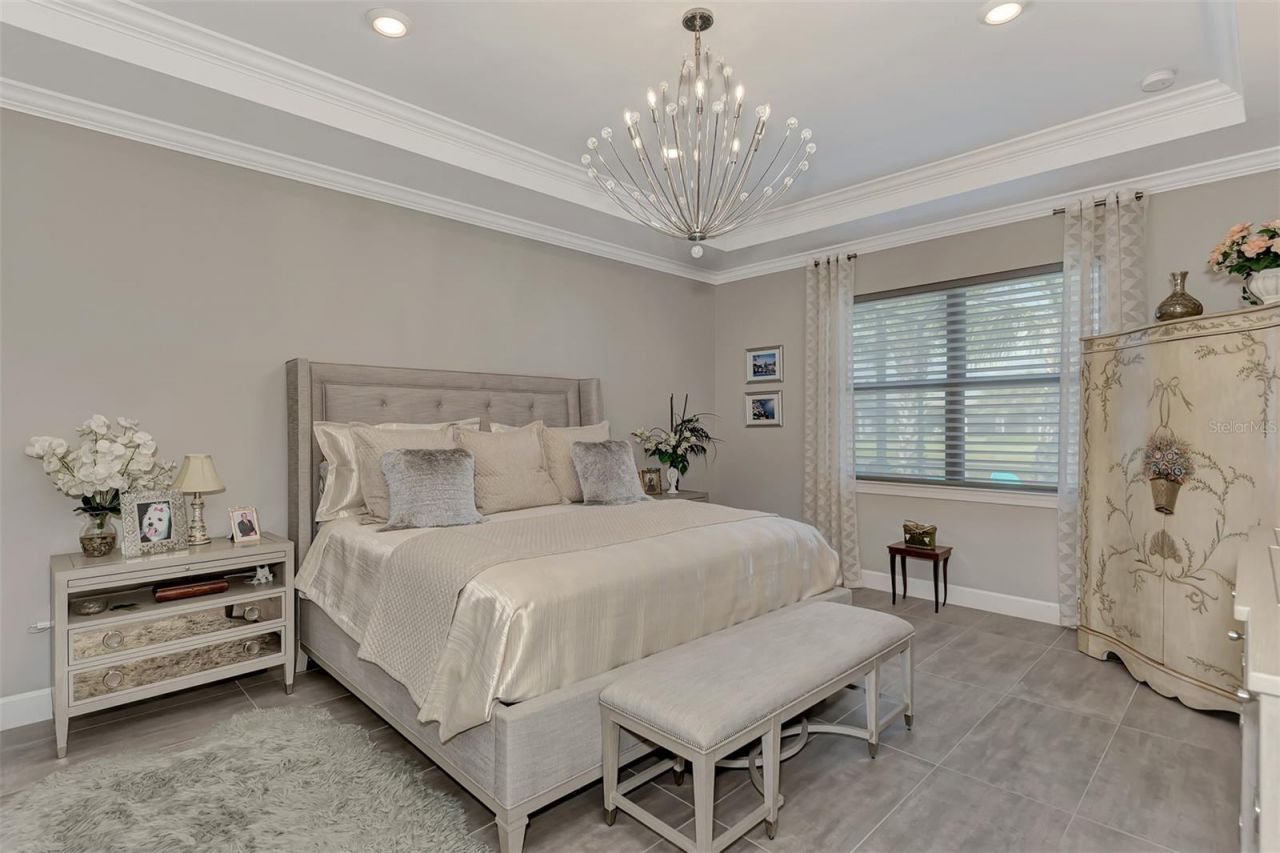 12432 Golden Sage Drive, Sarasota, FL 34238 Photo