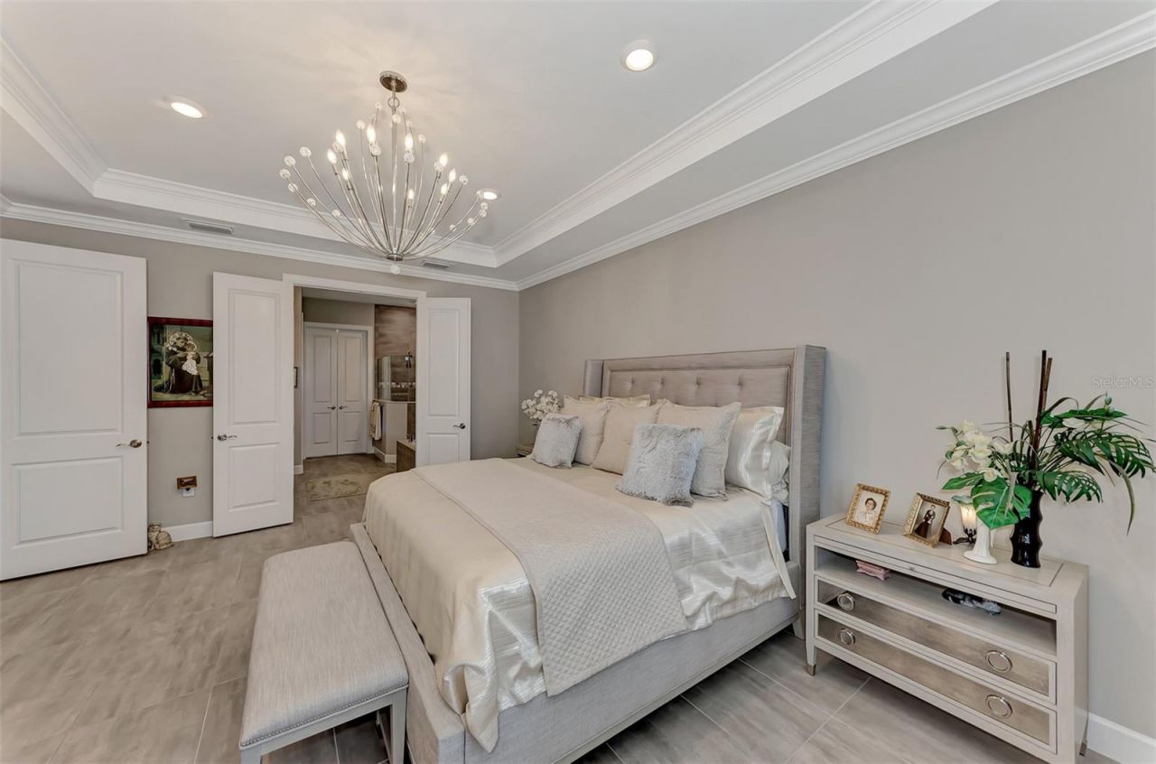 12432 Golden Sage Drive, Sarasota, FL 34238 Photo