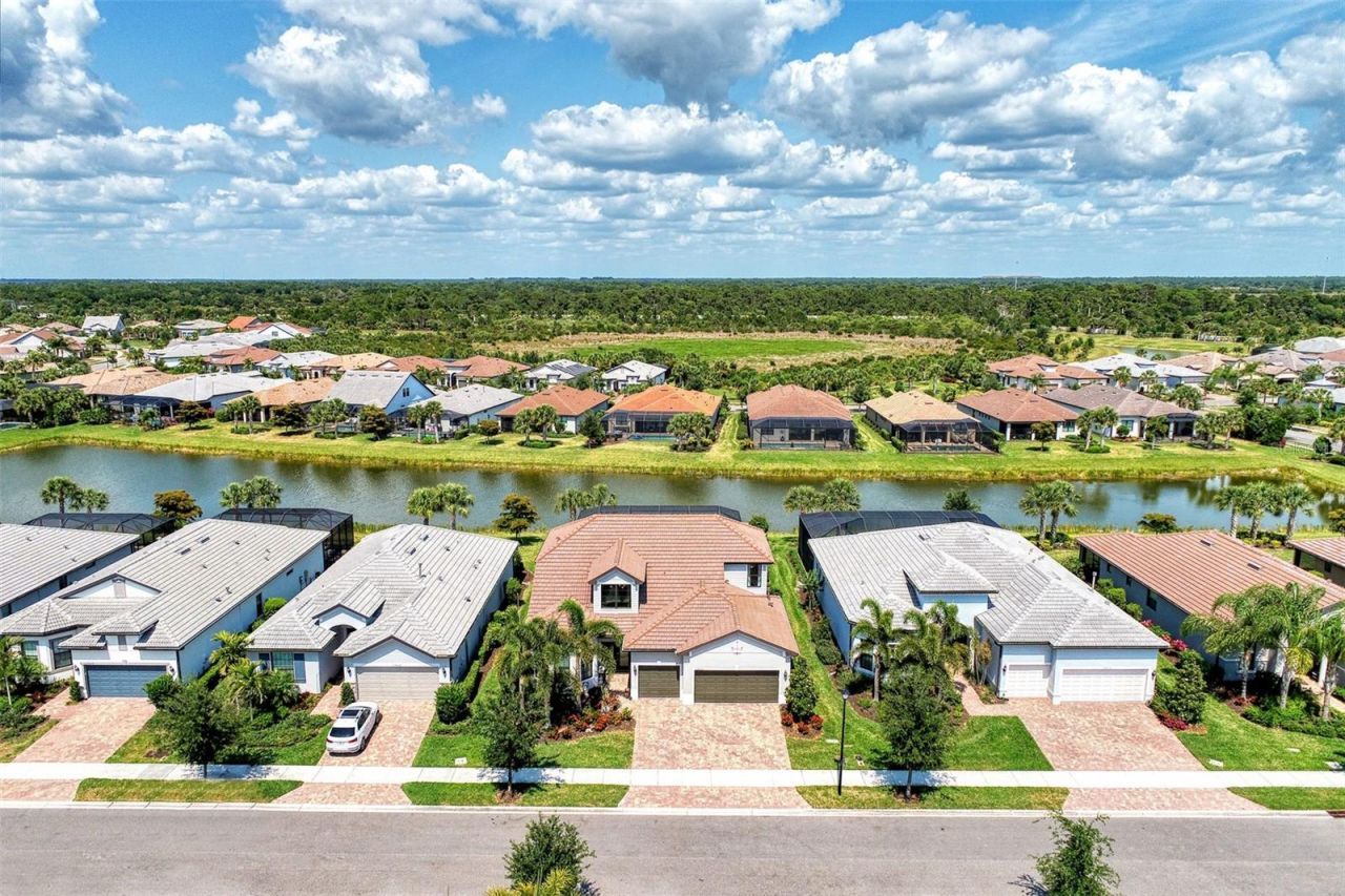 12432 Golden Sage Drive, Sarasota, FL 34238 Photo