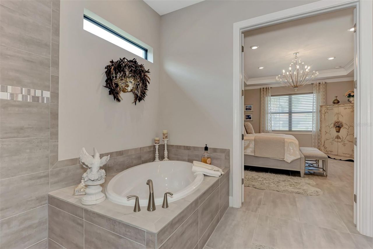 12432 Golden Sage Drive, Sarasota, FL 34238 Photo