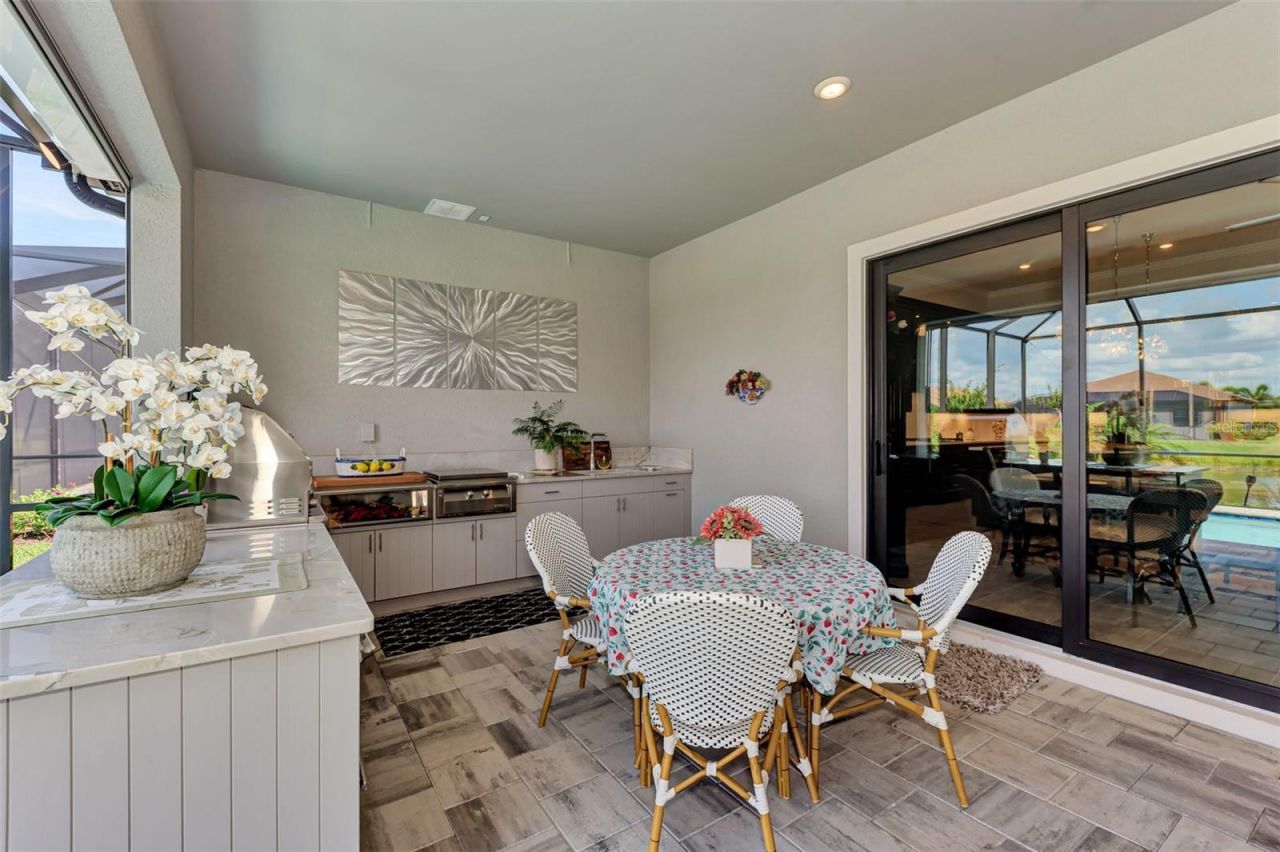 12432 Golden Sage Drive, Sarasota, FL 34238 Photo