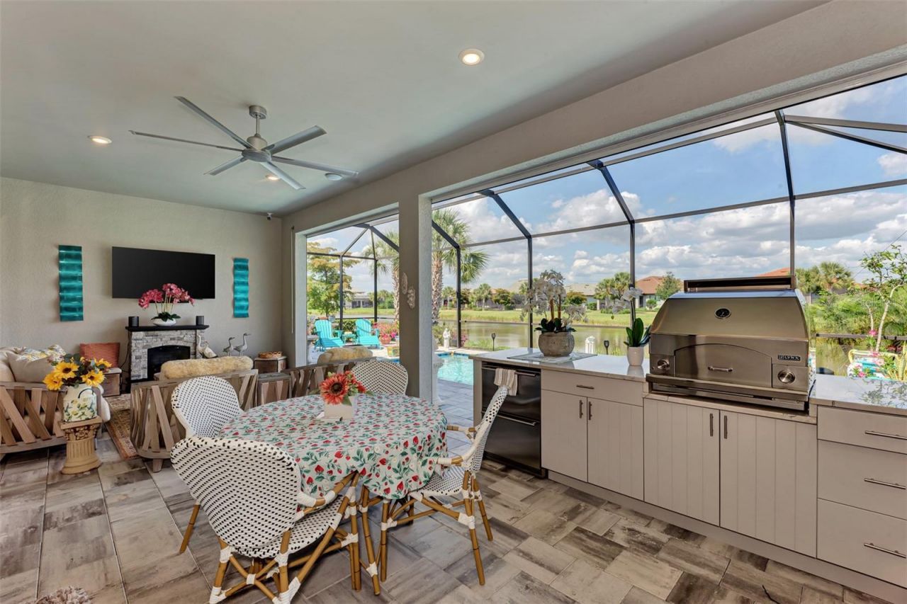 12432 Golden Sage Drive, Sarasota, FL 34238 Photo
