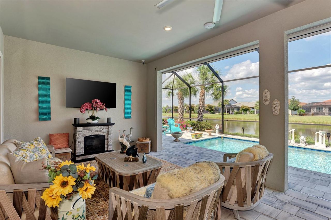 12432 Golden Sage Drive, Sarasota, FL 34238 Photo