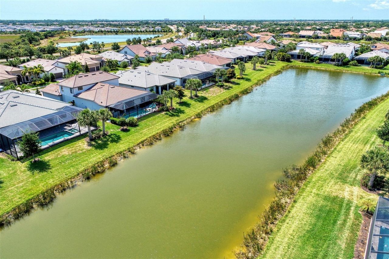 12432 Golden Sage Drive, Sarasota, FL 34238 Photo