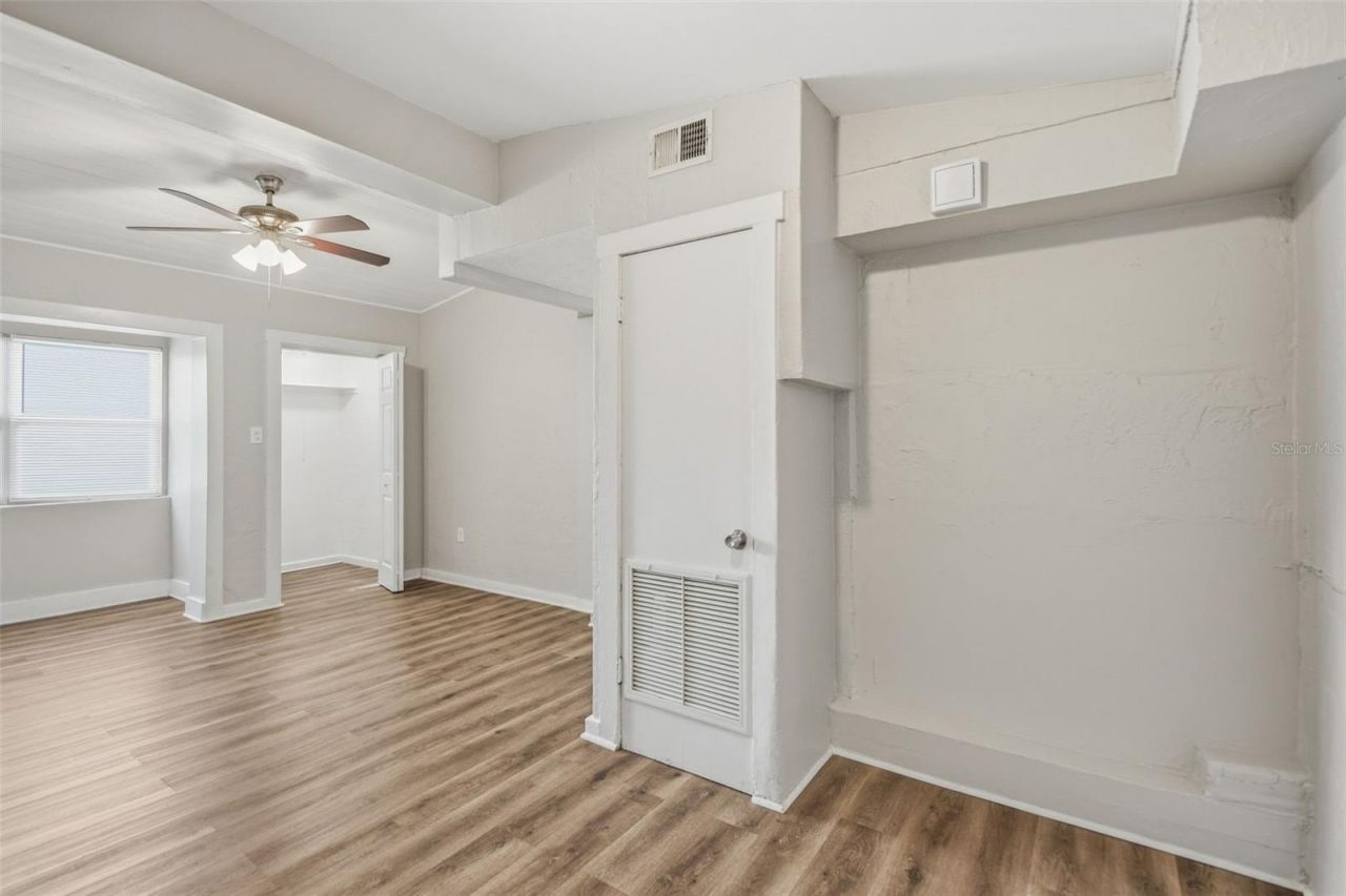 2141 Mango Avenue , Sarasota, FL 34234 Photo