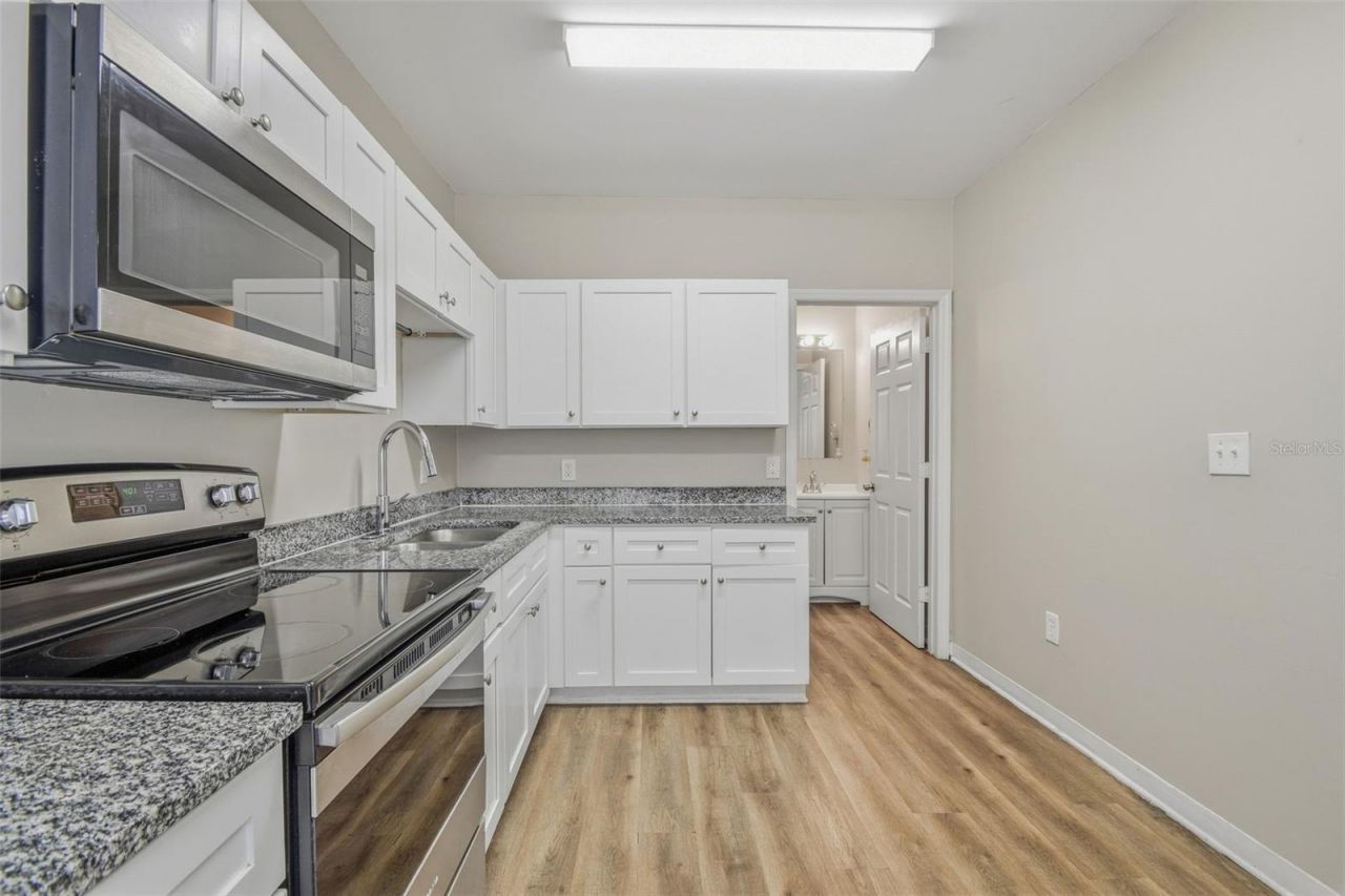 2141 Mango Avenue , Sarasota, FL 34234 Photo