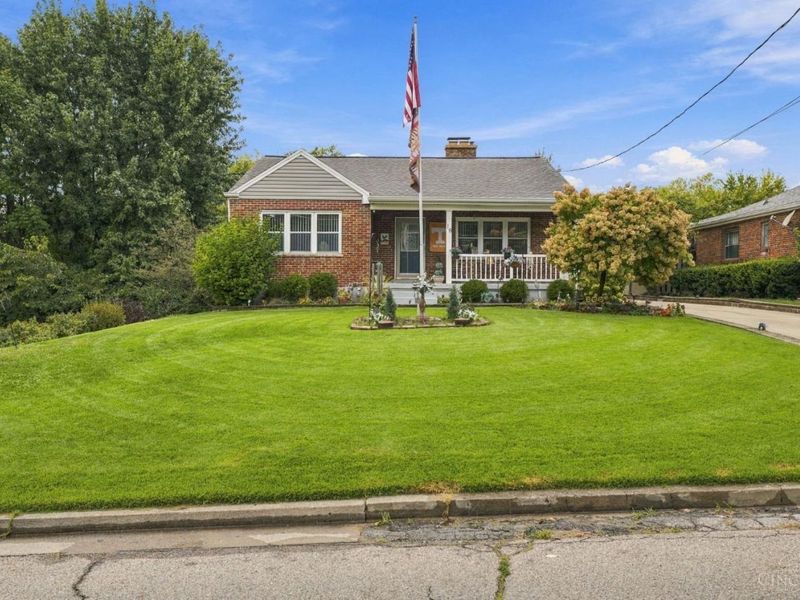19 Crestmont Drive, Reading, OH 45215 Photo 1