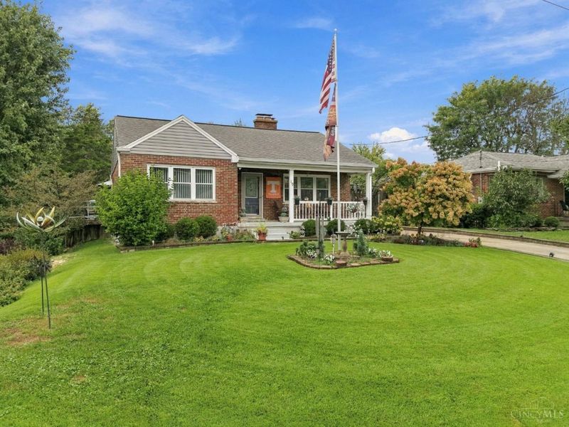 19 Crestmont Drive, Reading, OH 45215 Photo 3