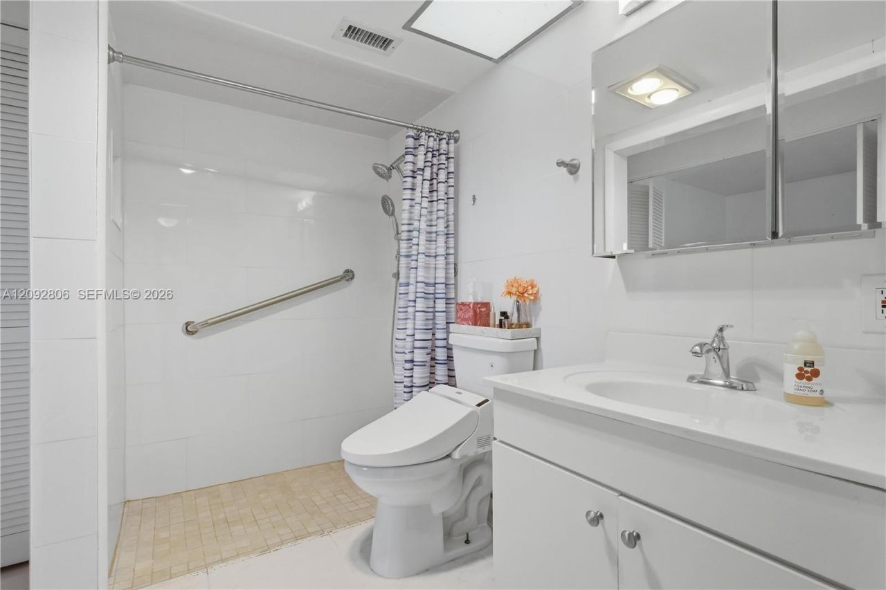 23249 N Barwood Ln N , Unit 403, Boca Raton, FL 33428 Photo