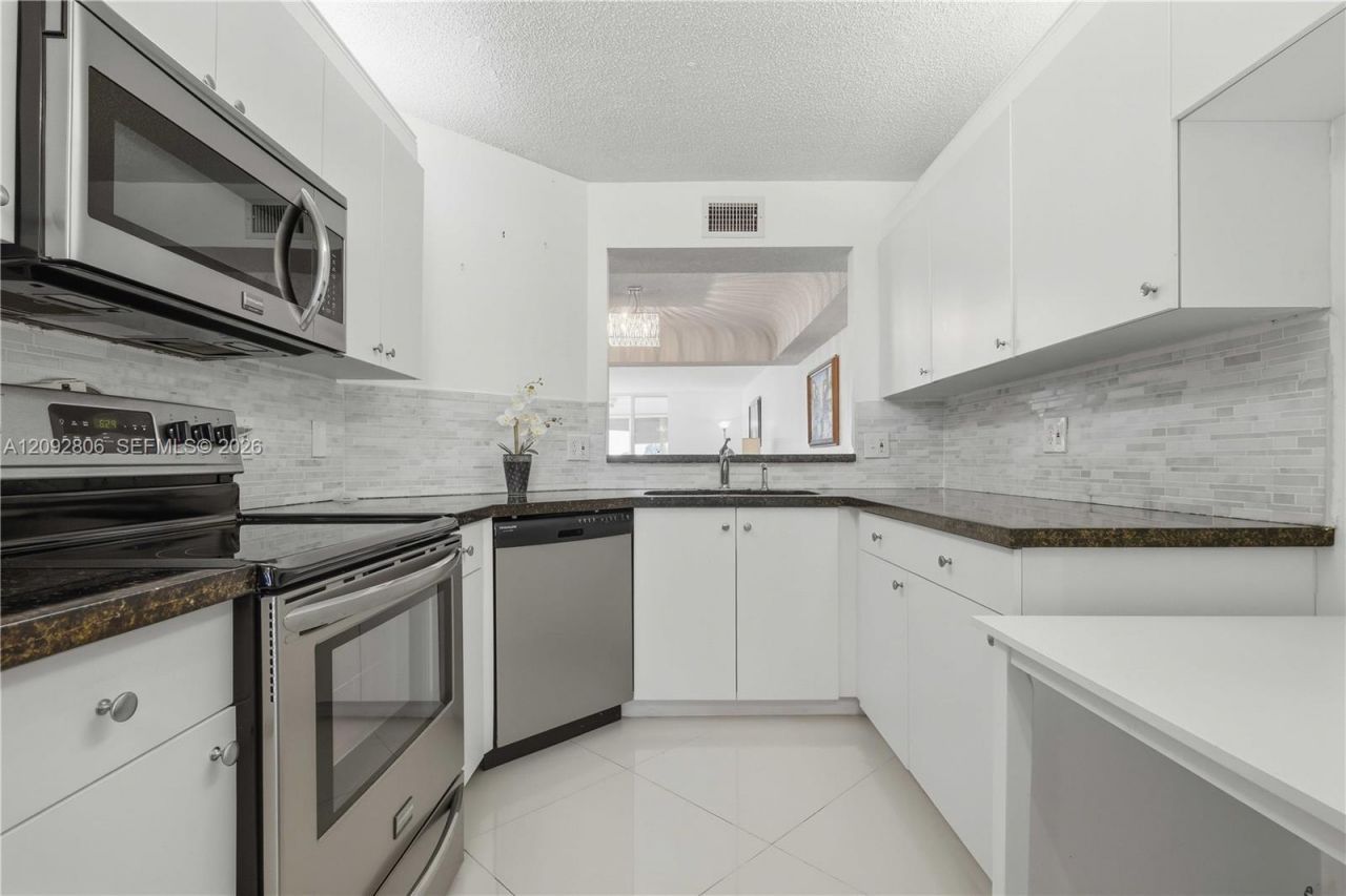 23249 N Barwood Ln N , Unit 403, Boca Raton, FL 33428 Photo