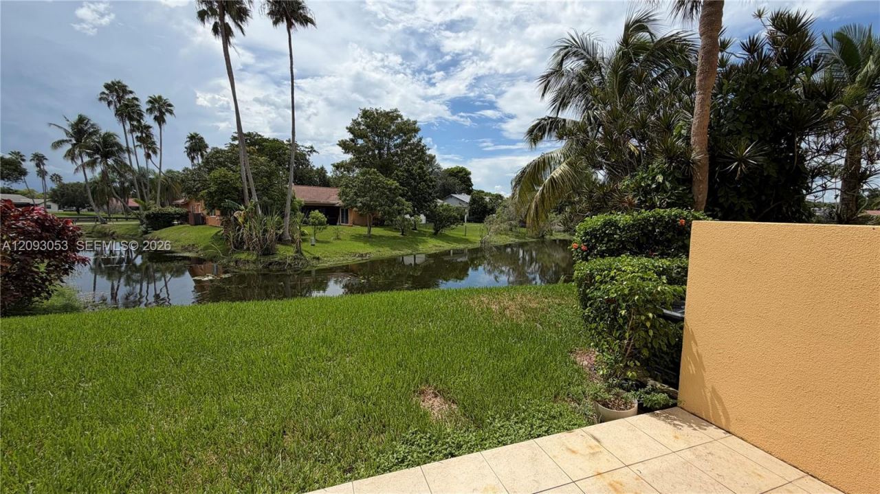11477 NW 39th Ct, Unit 103-1, Coral Springs, FL 33065 Photo