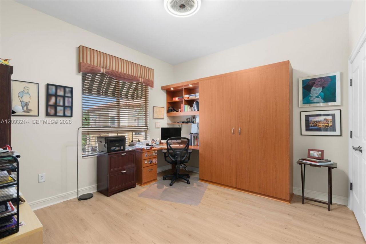 16101 Emerald Estates Dr, Unit 448, Weston, FL 33331 Photo