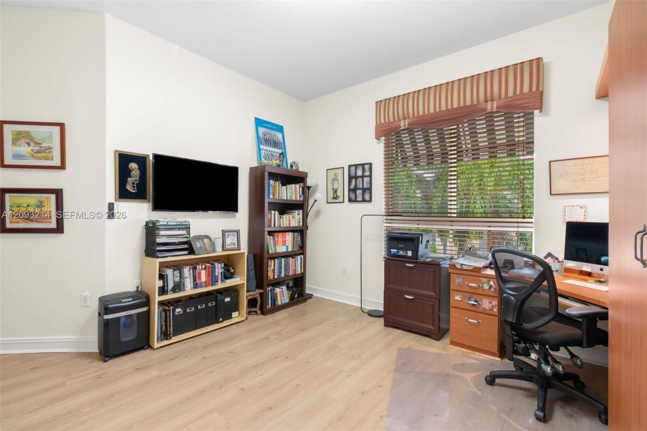 16101 Emerald Estates Dr, Unit 448, Weston, FL 33331 Photo