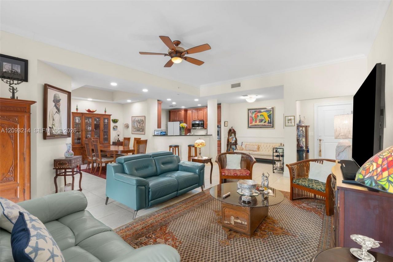 16101 Emerald Estates Dr, Unit 448, Weston, FL 33331 Photo
