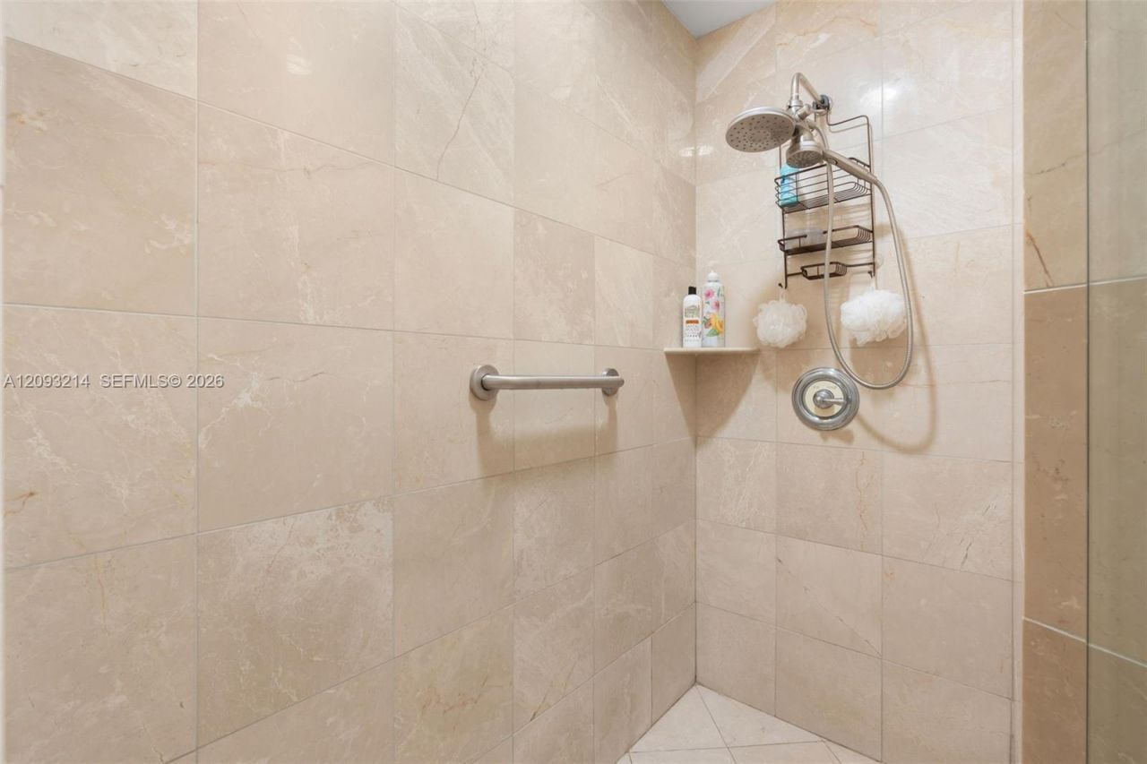 16101 Emerald Estates Dr, Unit 448, Weston, FL 33331 Photo