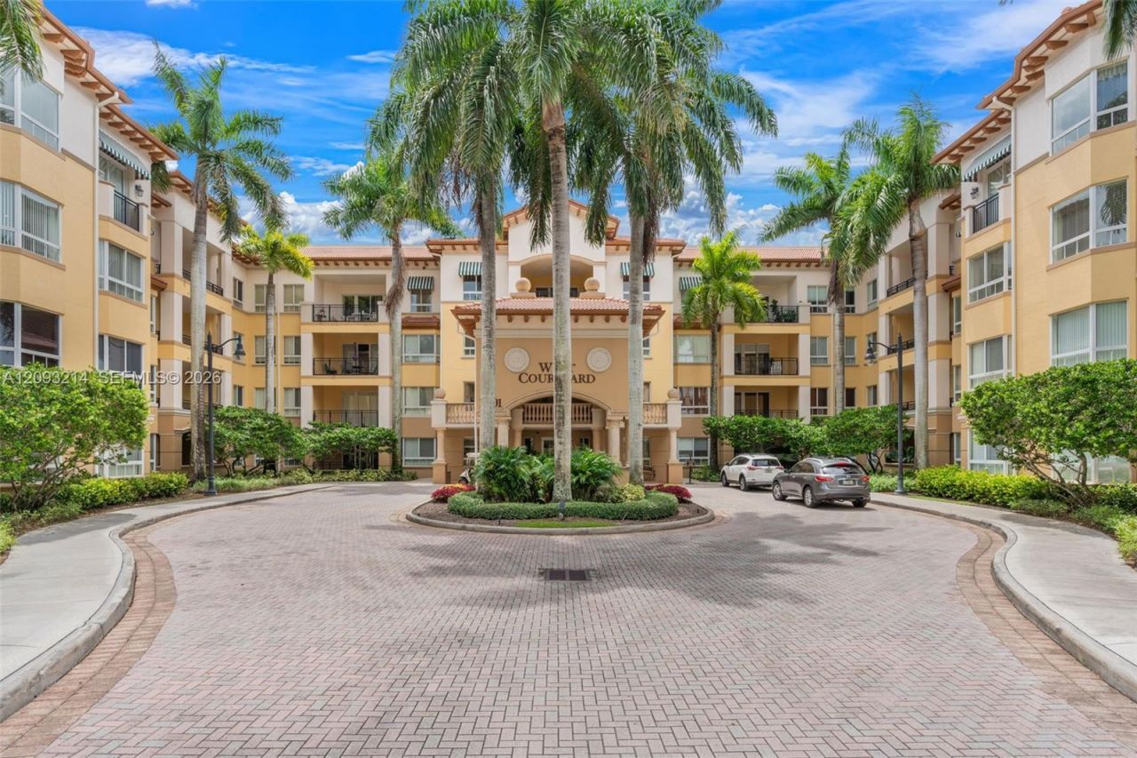 16101 Emerald Estates Dr, Unit 448, Weston, FL 33331 Photo