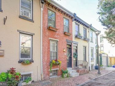 2220 MANNING STREET, PHILADELPHIA, PA 19103