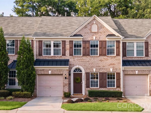 3304 Park South Station Boulevard, Charlotte, NC 28210