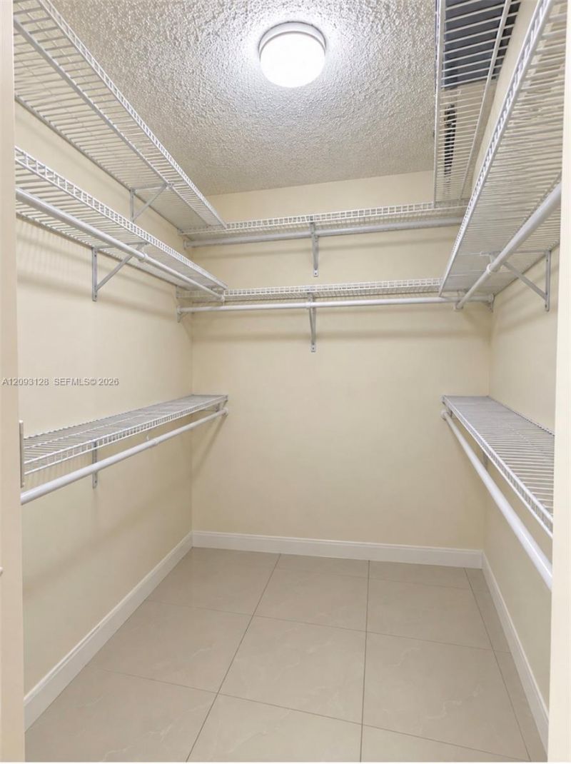 9357 Fontainebleau Blvd, Unit D310, Miami, FL 33172 Photo