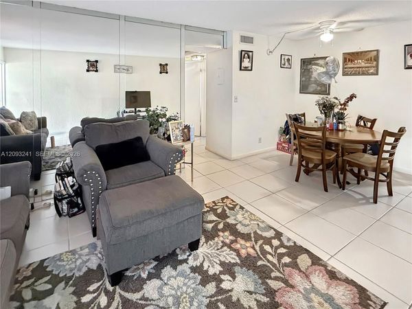 10184 Twin Lakes Dr , Unit 13-D, Coral Springs, FL 33071