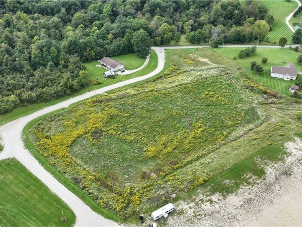 Lude Road, St Clairsville, OH 43950