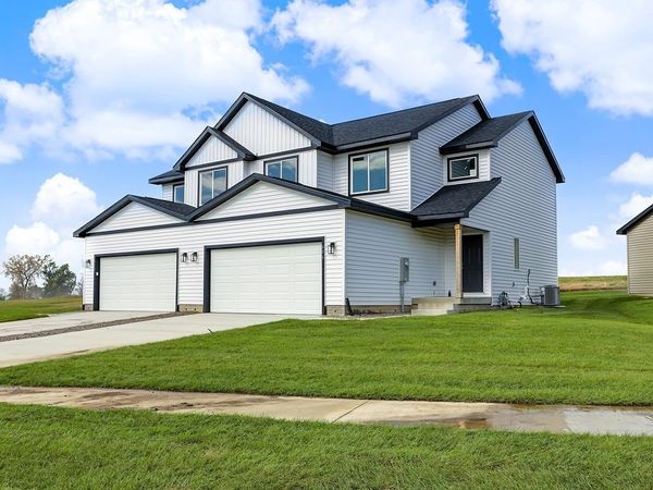 606 Cottonwood Avenue, Woodward, IA 50276