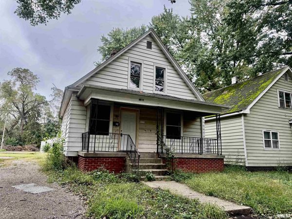 1622 LOVELAND Street, Springfield, IL 62703