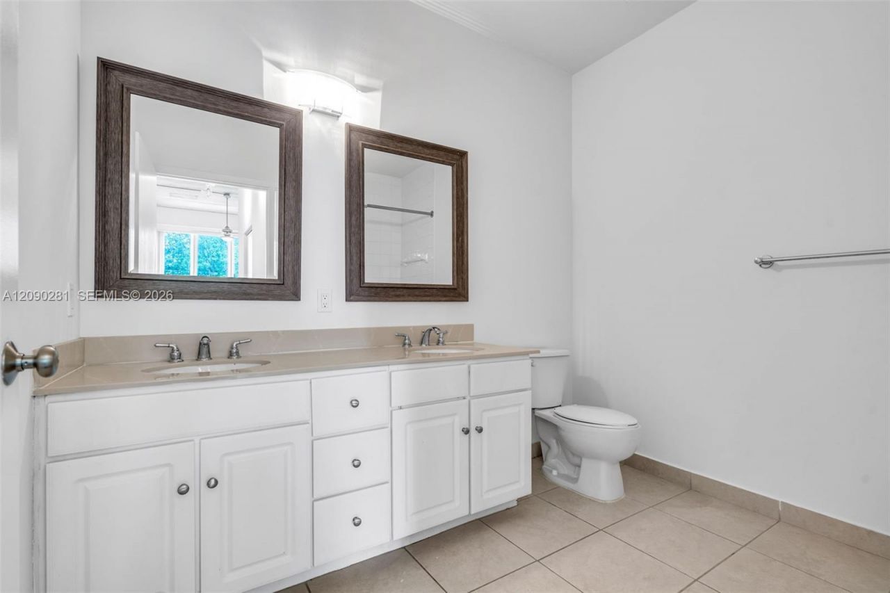 2001 Biscayne Blvd , Unit 3212, Miami, FL 33137 Photo