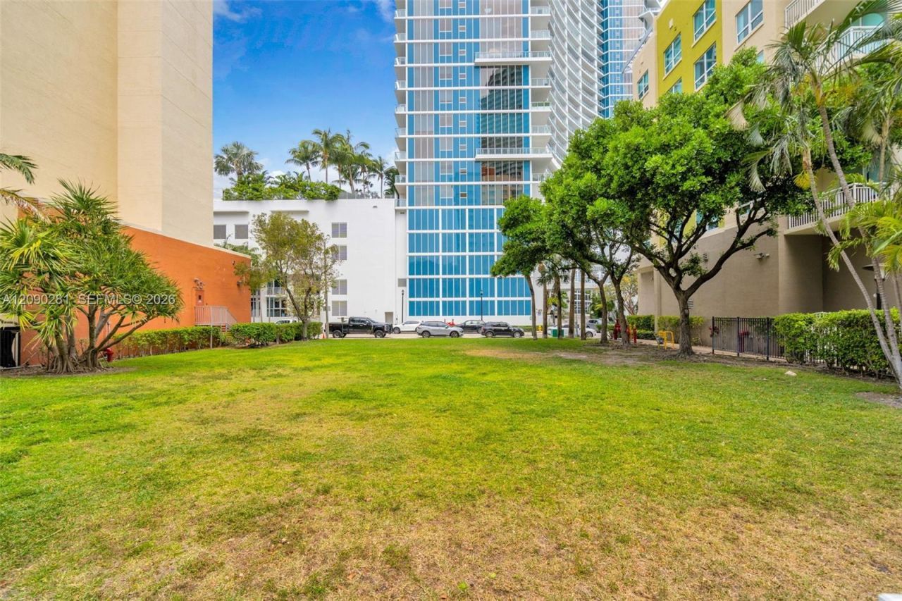 2001 Biscayne Blvd , Unit 3212, Miami, FL 33137 Photo