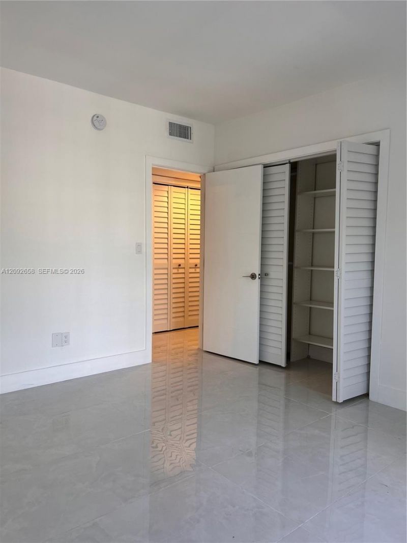 2430 NE 135th St, Unit 201, North Miami, FL 33181 Photo