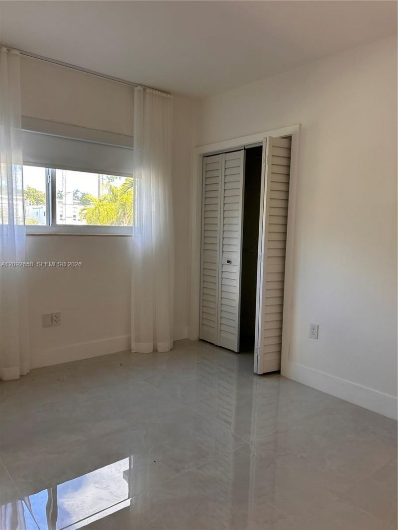 2430 NE 135th St, Unit 201, North Miami, FL 33181 Photo