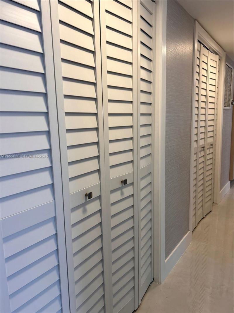 2430 NE 135th St, Unit 201, North Miami, FL 33181 Photo