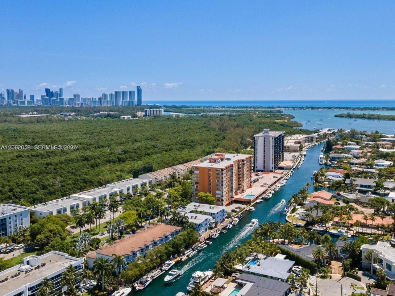 2430 NE 135th St, Unit 201, North Miami, FL 33181 Photo