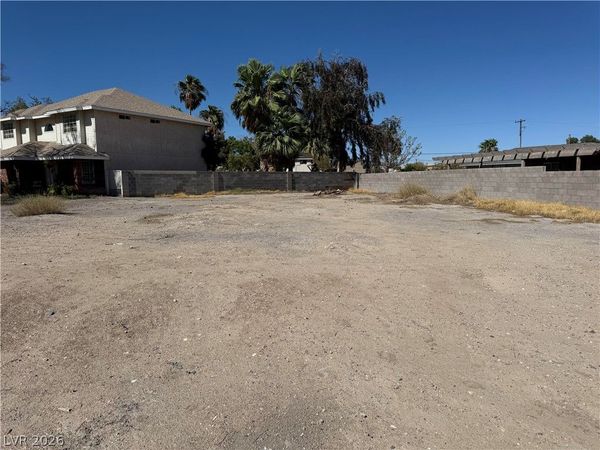 Reynolds Avenue, North Las Vegas, NV 89030