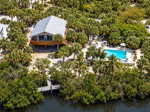 13 BAYSHORE CIRCLE, BOCA GRANDE, FL 33921