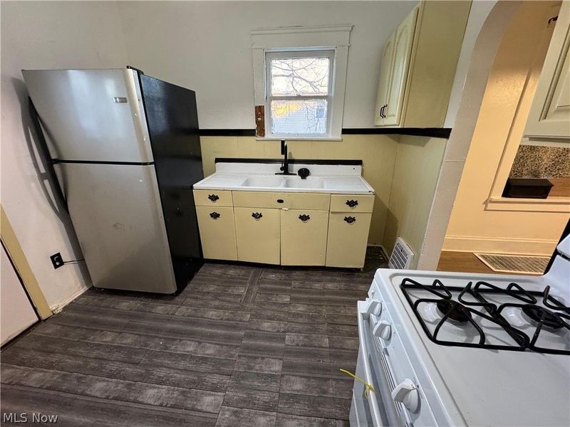 117 Kent Court, Akron, OH 44305 Photo 8