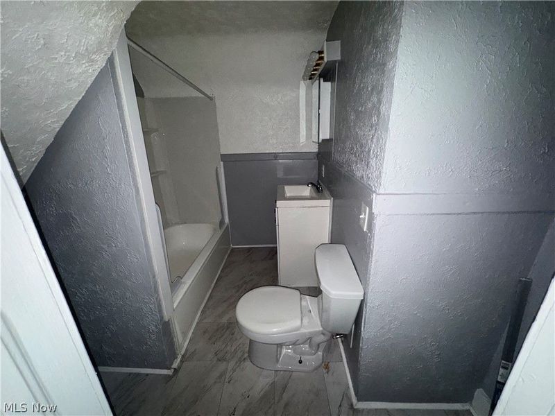 3062 E 67th Street, Cleveland, OH 44127 Photo 17