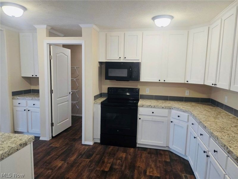 53 Zent Avenue, Unit 53, Fredericktown, OH 43019 Photo 7