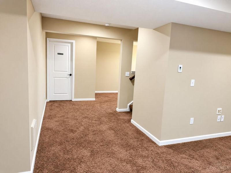5354 Roden Park Drive, Monroe, OH 45050 Photo 16