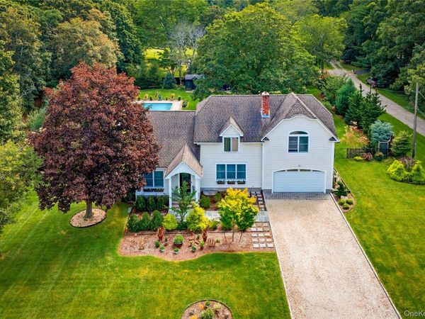 225 Marion Lane, East Marion, NY 11939