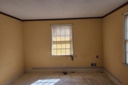 1812 Saint Louis Avenue photo 4