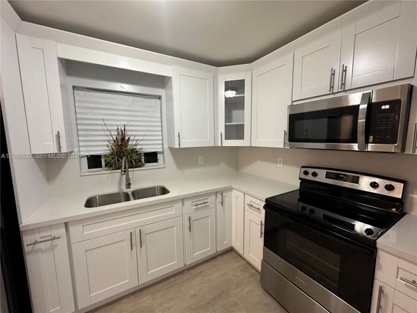 4695 Cambridge St , Lake Worth, FL 33463